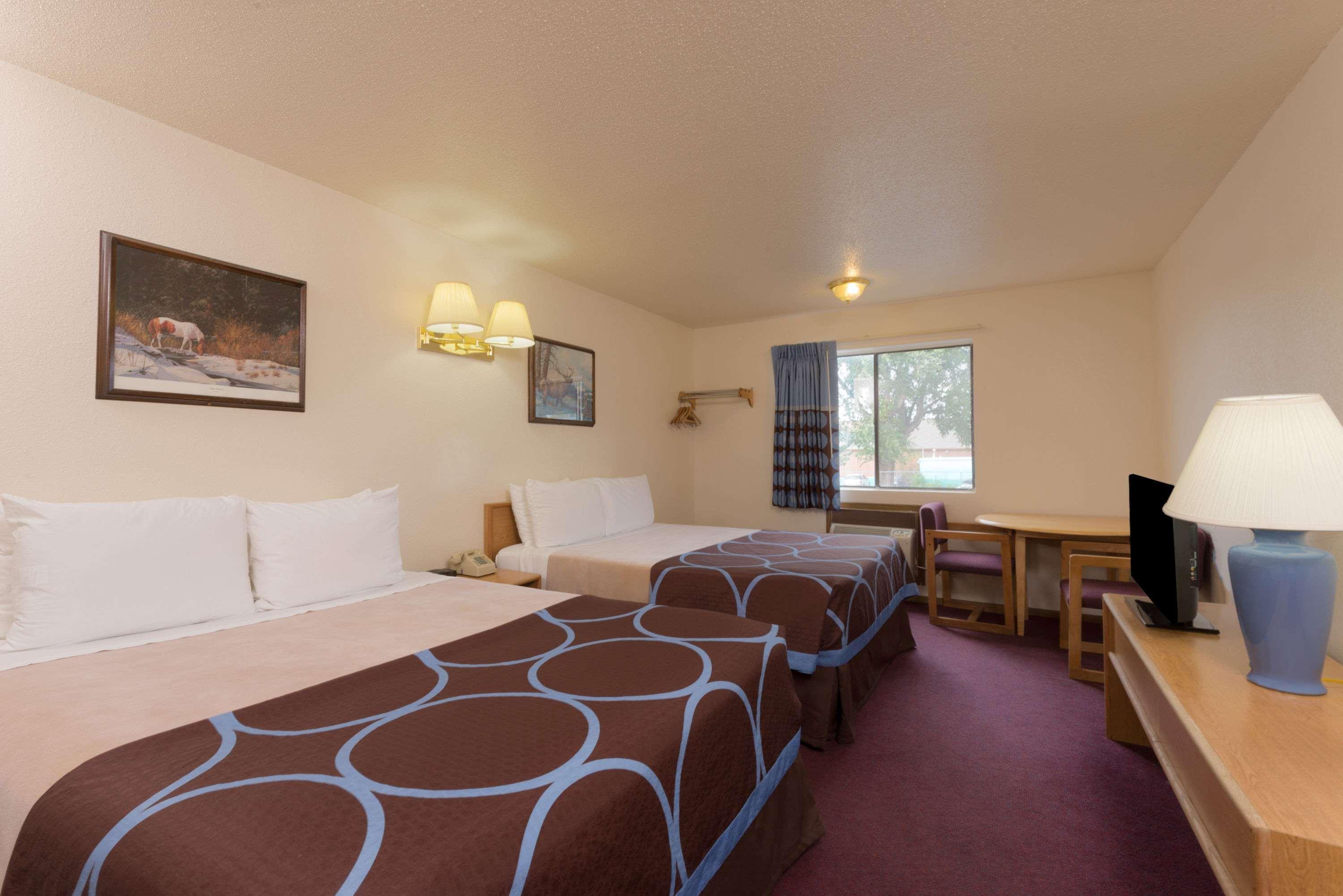 Super 8 By Wyndham Cortez/Mesa Verde Area Exterior photo