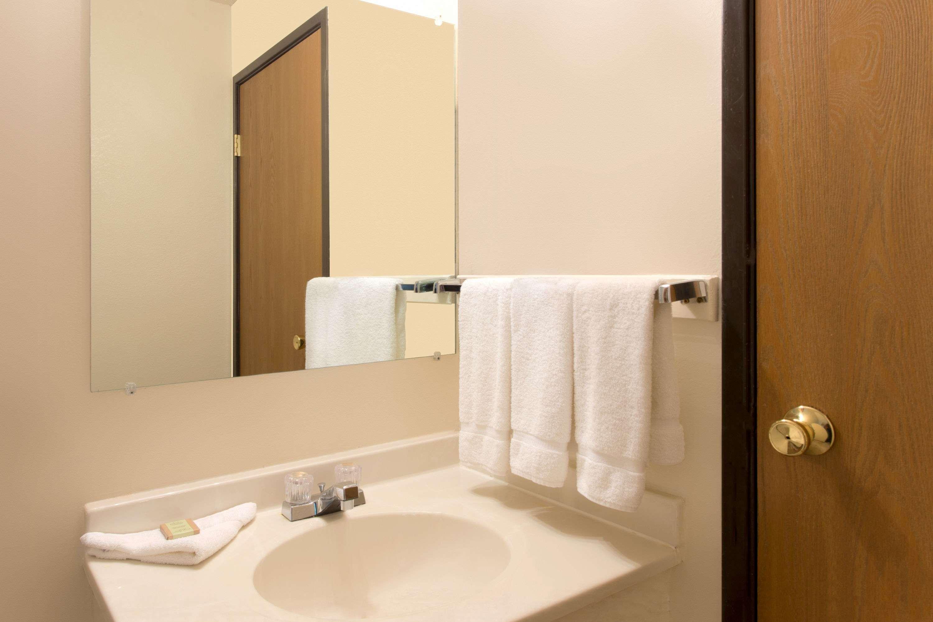 Super 8 By Wyndham Cortez/Mesa Verde Area Exterior photo